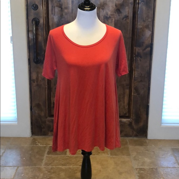 LuLaRoe Tops - LuLaroe top LuLaRoe Tops - LuLaroe top